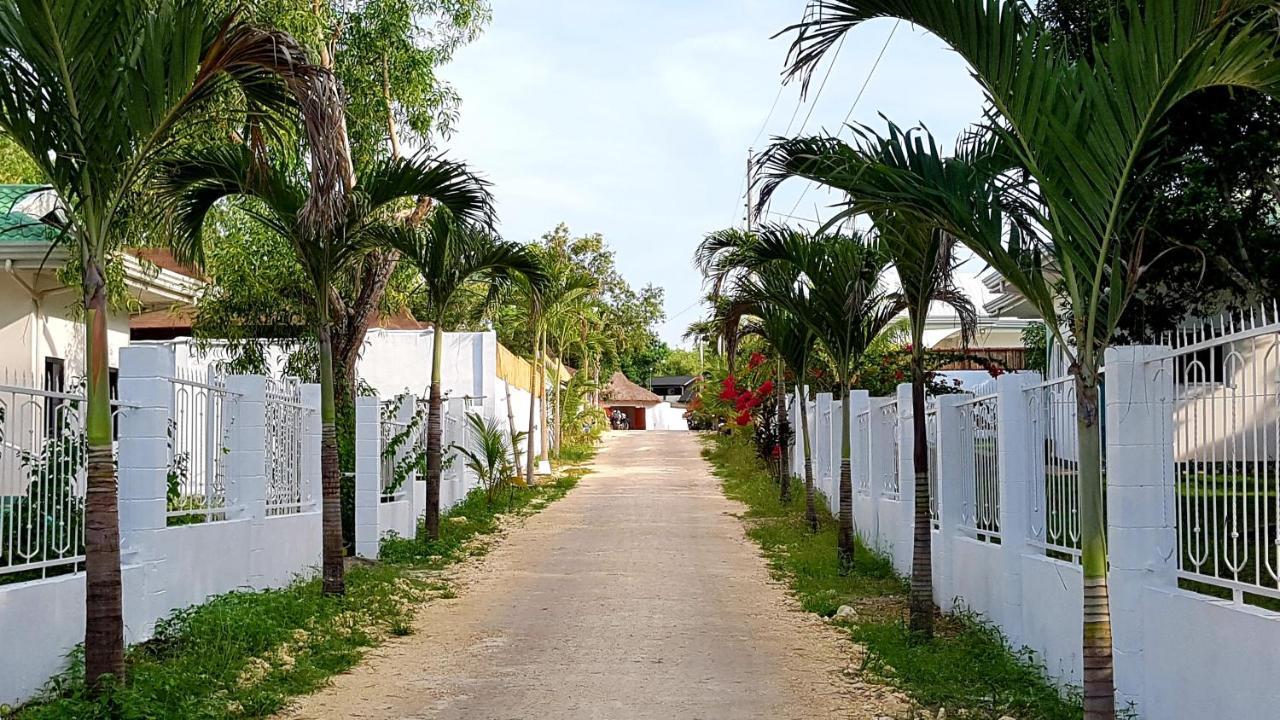 Montecarlo Villas Panglao-stad Buitenkant foto